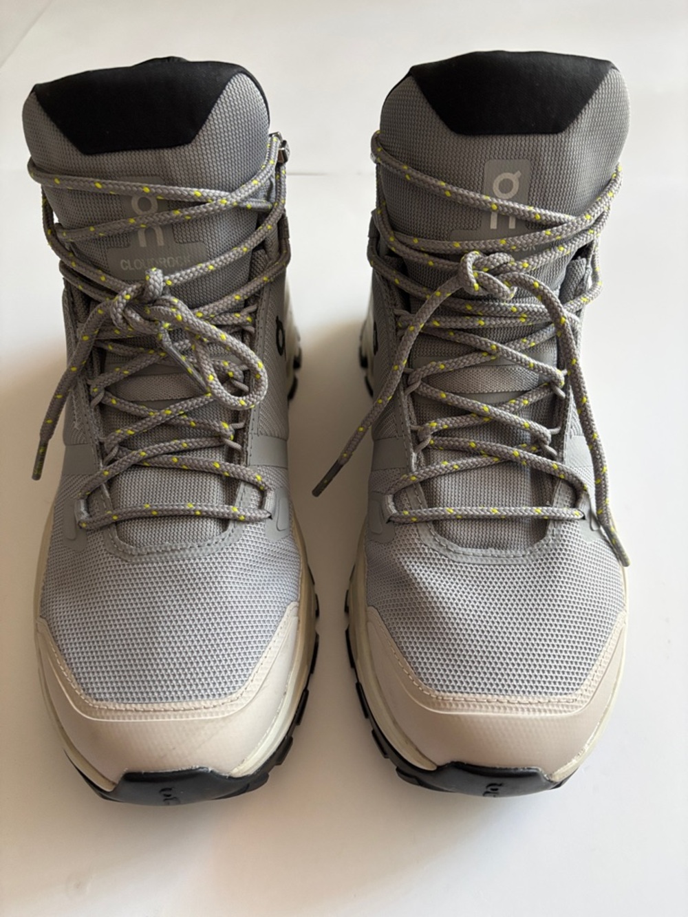 On Cloud hiking boots 🥾 - Picture 3 of 9